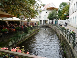 フライブルクの旧市街を流れる水路